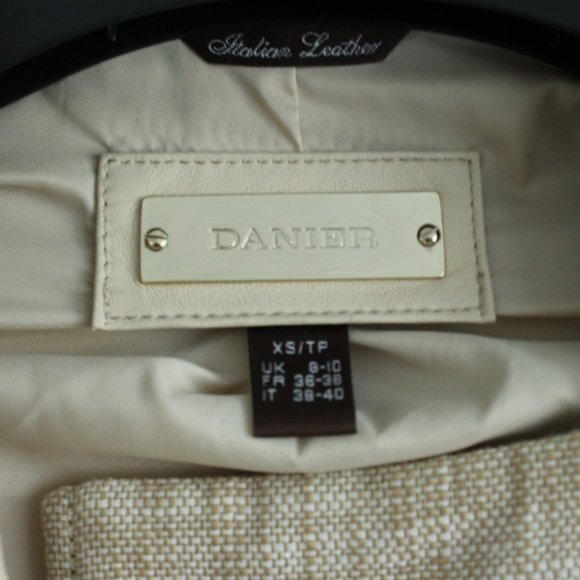 Danier Italian Leather & Linen Jacket - Picture 4 of 8